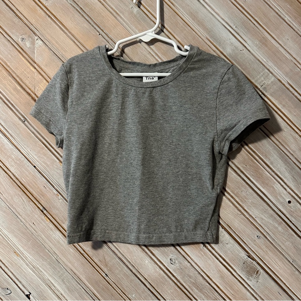 TNA Charcoal Gray Crop Baby Tee Short Sleeve Top Casual Basic Base